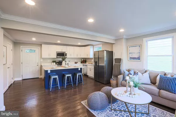 636 LONGVIEW DR, Catonsville, MD 21228