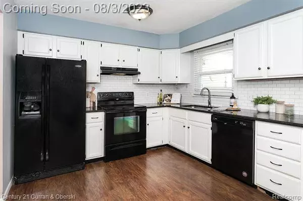 1014 BENTLEY Drive, Monroe, MI 48162