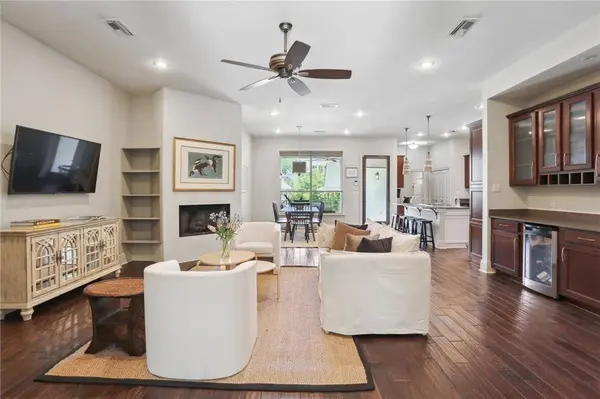 6607 VICKSBURG ST, New Orleans, LA 70124