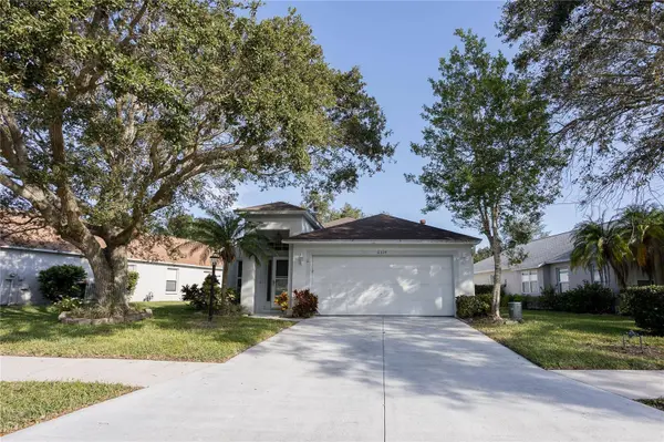 6334 YELLOWTOP DR, Lakewood Ranch, FL 34202