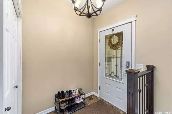 214 Rever ROAD, Saskatoon, SK S7S 1G7