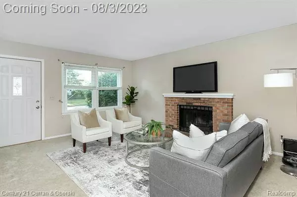 1014 BENTLEY Drive, Monroe, MI 48162