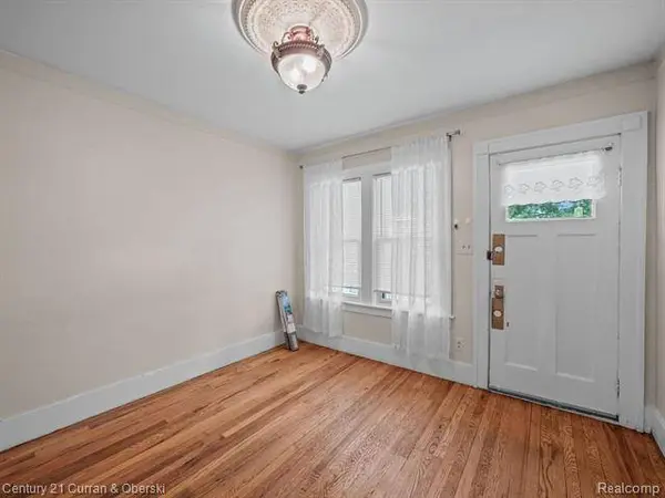 1463 COLLEGE Avenue, Lincoln Park, MI 48146