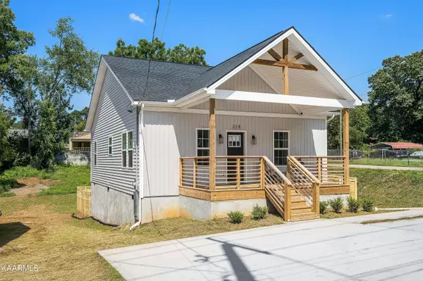 228 S Castle St, Knoxville, TN 37914