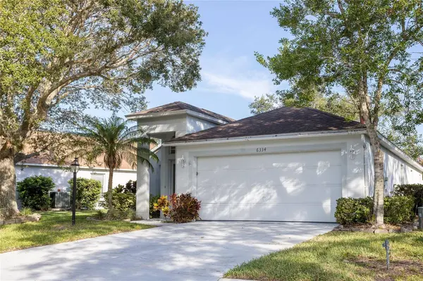 6334 YELLOWTOP DR, Lakewood Ranch, FL 34202