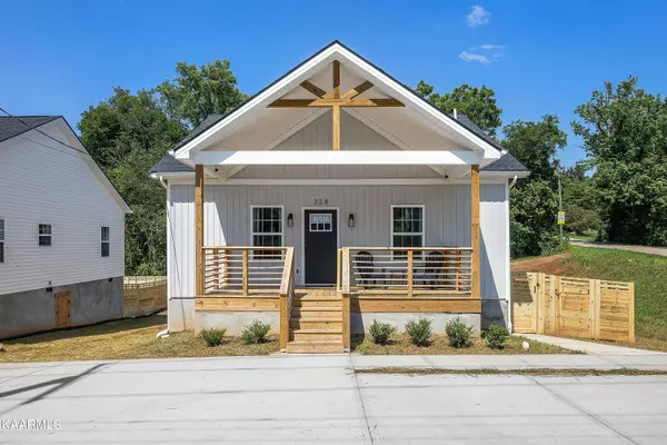 228 S Castle St, Knoxville, TN 37914