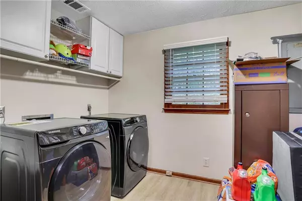 4041 Woodward Mill RD, Buford, GA 30518