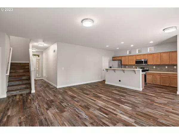 3612 E BUR OAK CT, Newberg, OR 97132