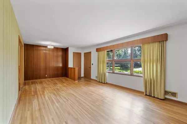 6711 Quincy ST NE, Fridley, MN 55432