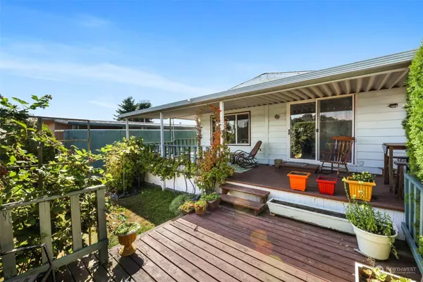 8080 Harborview RD #M211, Blaine, WA 98230