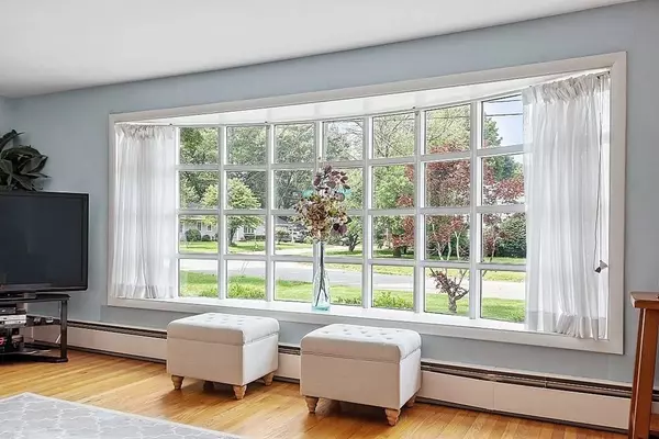 78 Princeton Ave, Andover, MA 01810