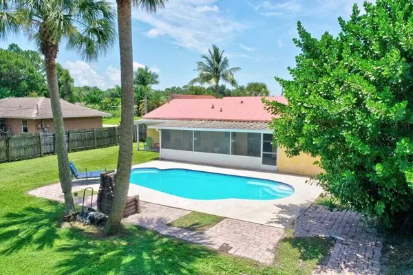 1749 SW Gemini LN, Port Saint Lucie, FL 34984