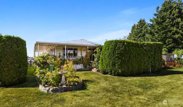 8080 Harborview RD #M211, Blaine, WA 98230