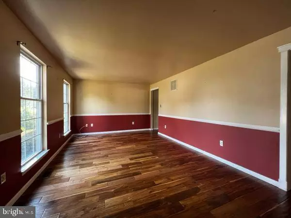 319 SCHOOL HOUSE RD, Williamstown, NJ 08094