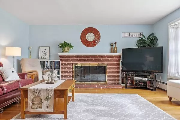 78 Princeton Ave, Andover, MA 01810