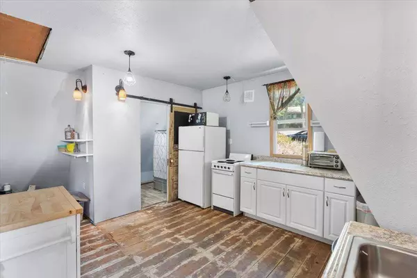 171 Fir Ln, Newport, WA 99153