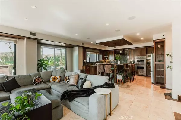 66 Canyon #16, Irvine, CA 92603