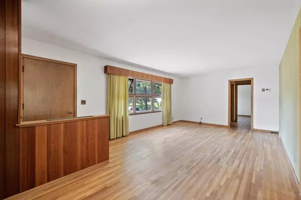 6711 Quincy ST NE, Fridley, MN 55432