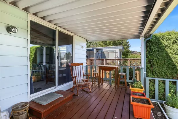 8080 Harborview RD #M211, Blaine, WA 98230