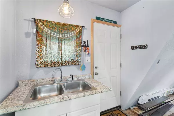 171 Fir Ln, Newport, WA 99153