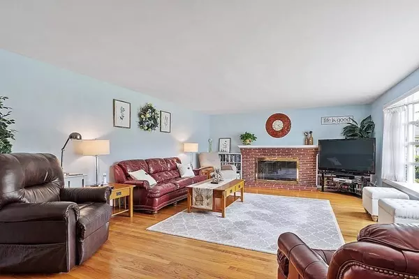 78 Princeton Ave, Andover, MA 01810