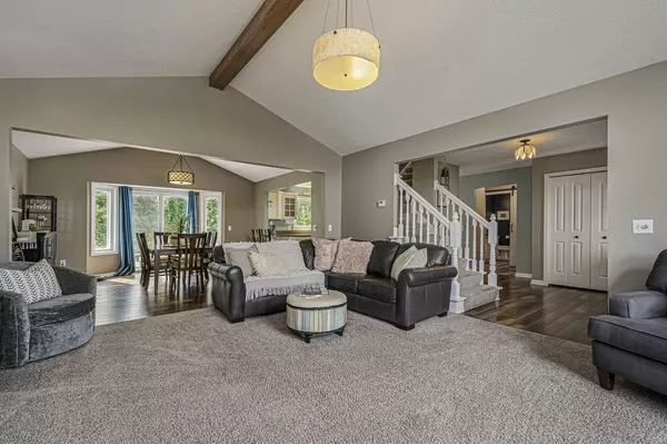 7165 Rolling Hills Drive, Hudsonville, MI 49426