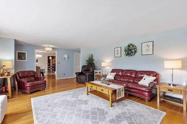 78 Princeton Ave, Andover, MA 01810