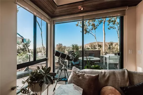 66 Canyon #16, Irvine, CA 92603