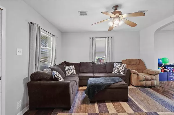 311 N East AVE, Pittsburg, KS 66762