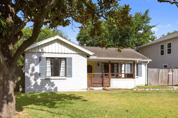 1516 Des Jardines ST, Houston, TX 77023