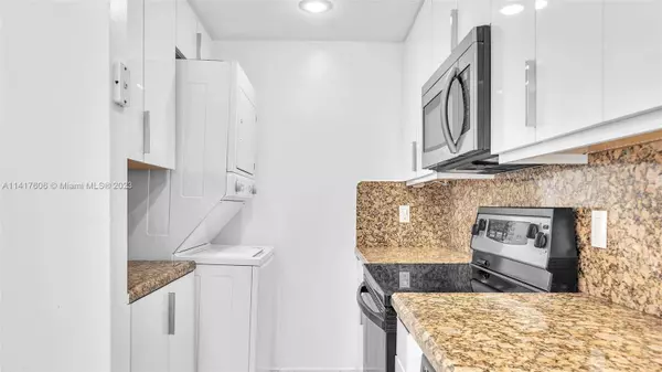 2055 SW 122nd Ave #109, Miami, FL 33175