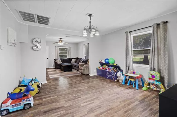 311 N East AVE, Pittsburg, KS 66762