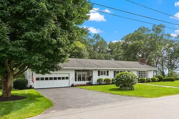 78 Princeton Ave, Andover, MA 01810