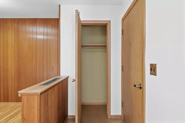 6711 Quincy ST NE, Fridley, MN 55432