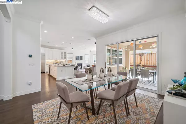 321 Arrowleaf St, San Ramon, CA 94582