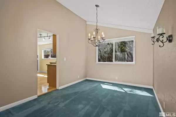 3231 Lagomarsino Dr, Sparks, NV 89431-1162