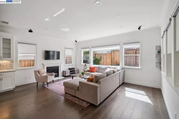 321 Arrowleaf St, San Ramon, CA 94582