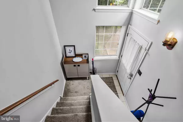 336 GREEN MEADOW LN, Horsham, PA 19044