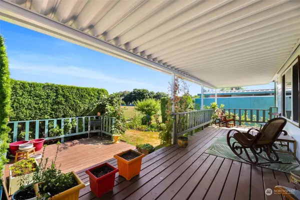 8080 Harborview RD #M211, Blaine, WA 98230