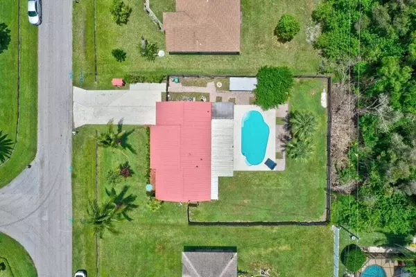 1749 SW Gemini LN, Port Saint Lucie, FL 34984