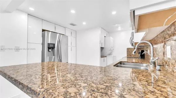 2055 SW 122nd Ave #109, Miami, FL 33175