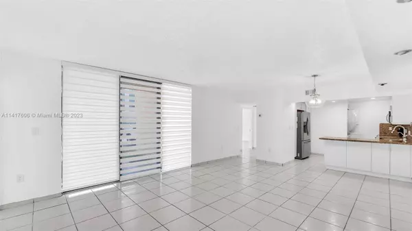 2055 SW 122nd Ave #109, Miami, FL 33175