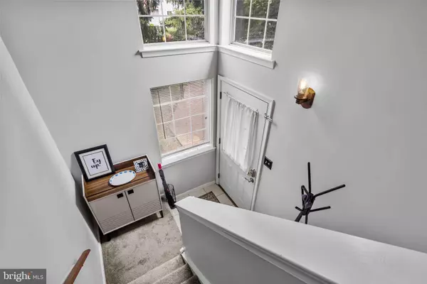 336 GREEN MEADOW LN, Horsham, PA 19044