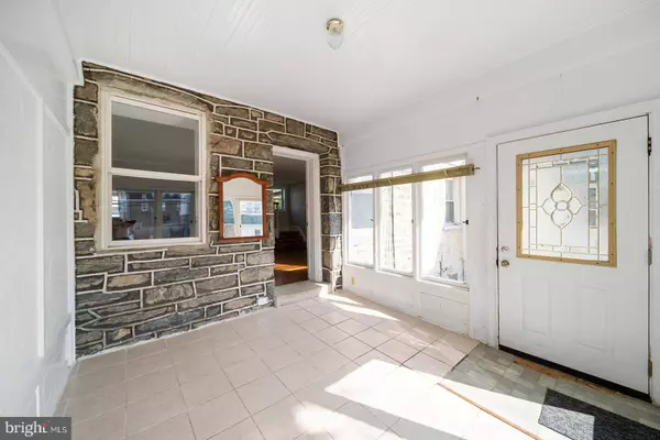 141 ASHBY RD, Upper Darby, PA 19082