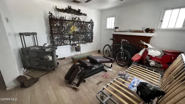 2705 MEMPHIS Avenue, El Paso, TX 79930