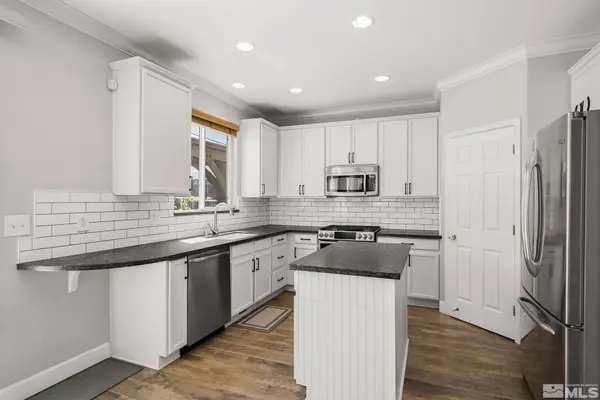 2336 Clementine Ln, Reno, NV 89521-5287