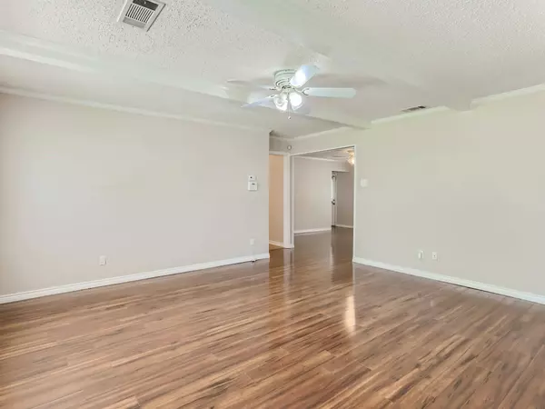 504 Melrose Drive S, Richardson, TX 75080