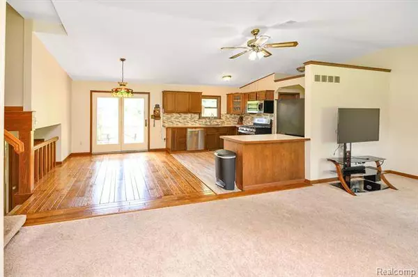 7074 Palms Road, Ira, MI 48023