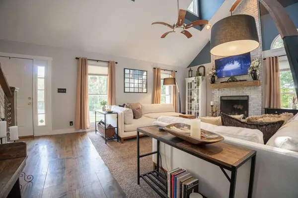 1731 Creekview Ct, Adams, TN 37010