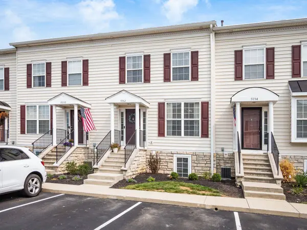 7052 Monarchos Drive 16-7052, New Albany, OH 43054